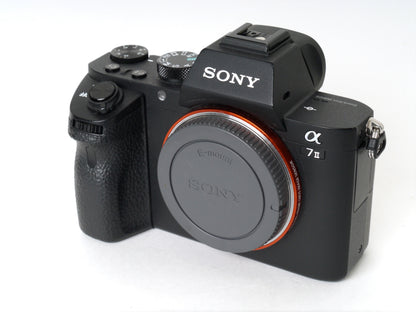 Sony Alpha 7 II Gehäuse – sehr guter Zustand mit nur 7866 Auslösungen