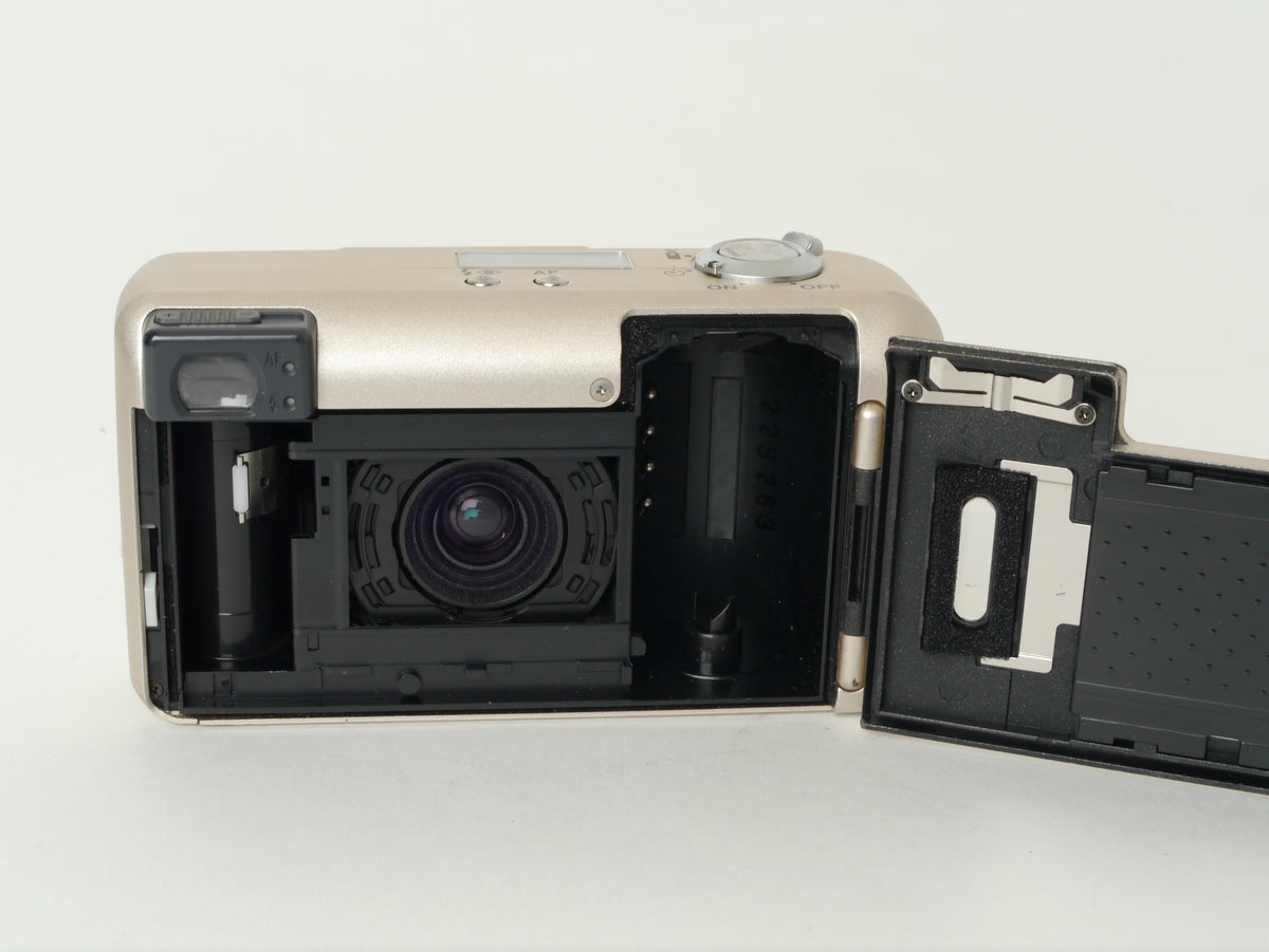 Pentax Espio 105 SW, Silber – Sehr guter Zustand mit original Zubehör