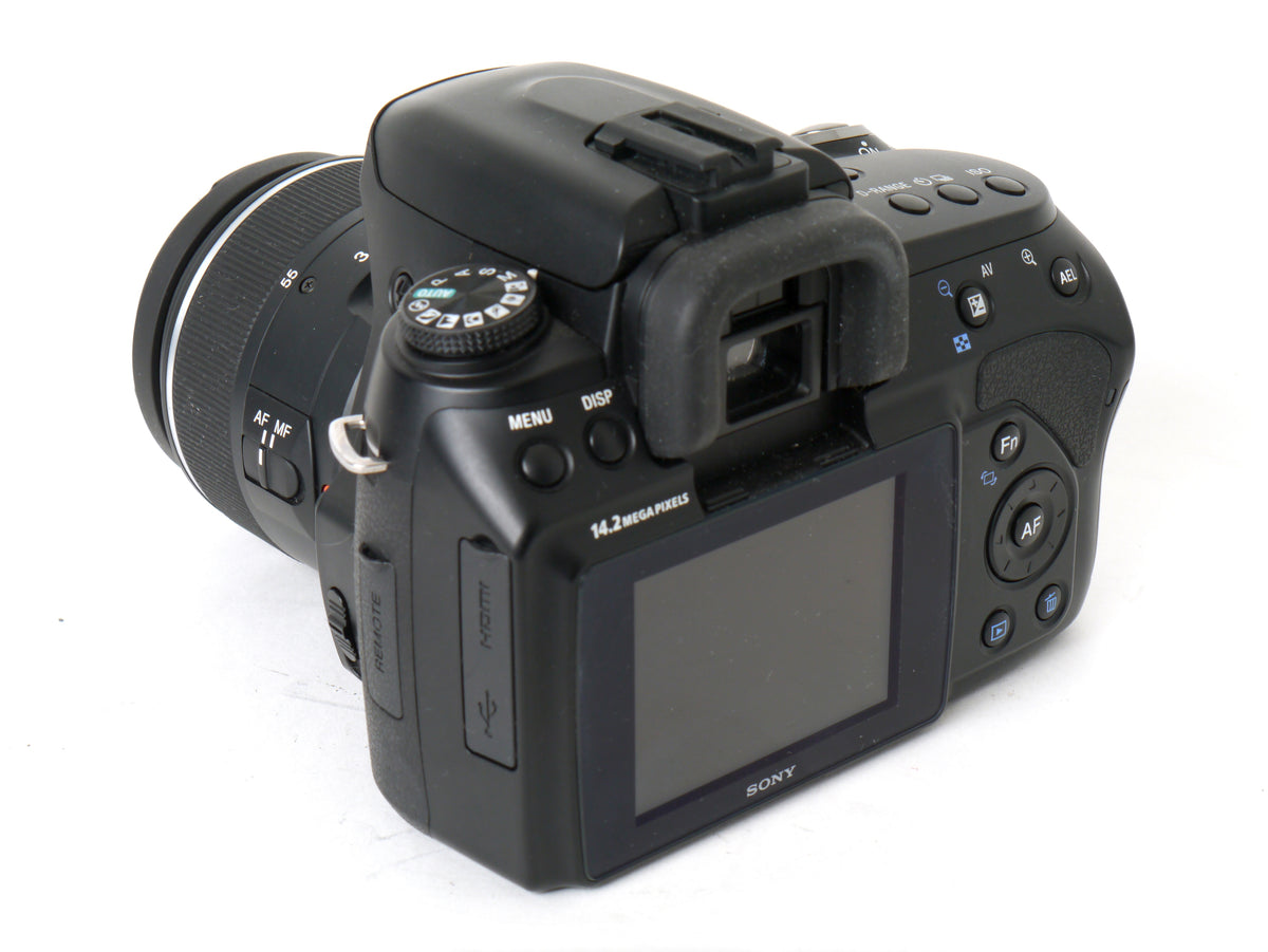 Sony Alpha 450 Gehäuse mit Sony DT 3,5-5,6/18-55mm SAM Objektiv – Neuwertig
