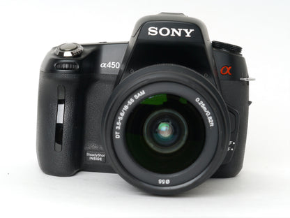 Sony Alpha 450 Gehäuse mit Sony DT 3,5-5,6/18-55mm SAM Objektiv – Neuwertig
