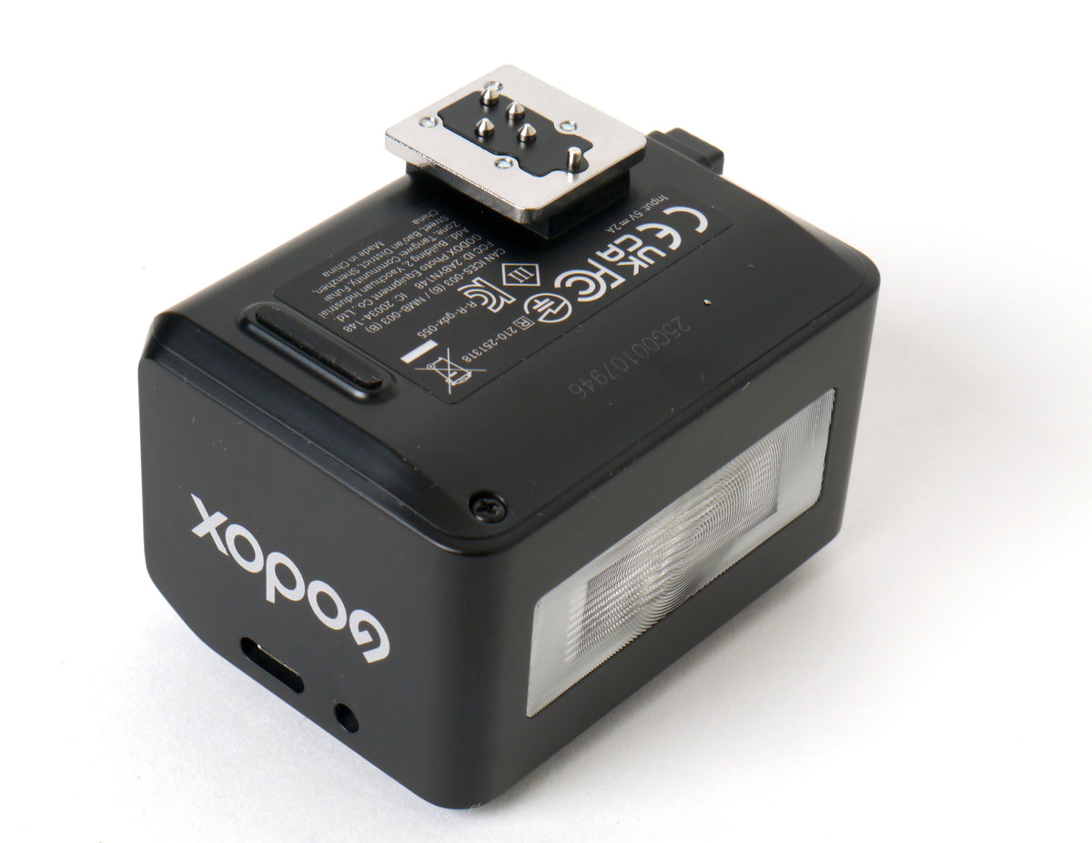 Godox iT30 Pro F Blitzgerät mit X3-F Transmitter – Neuwertig