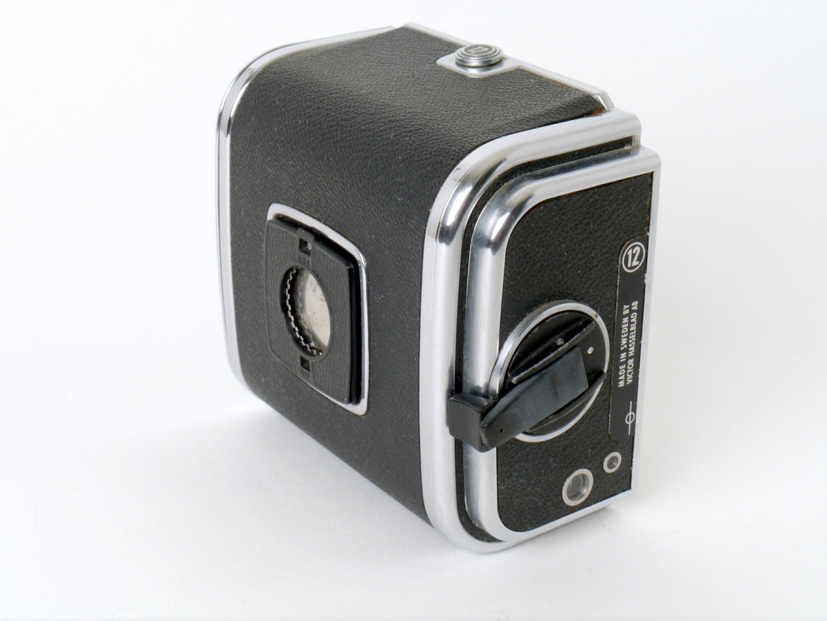 Hasselblad 503CW Gehäuse, Silber, mit Lichtschacht und A12 Magazin – Sehr gut