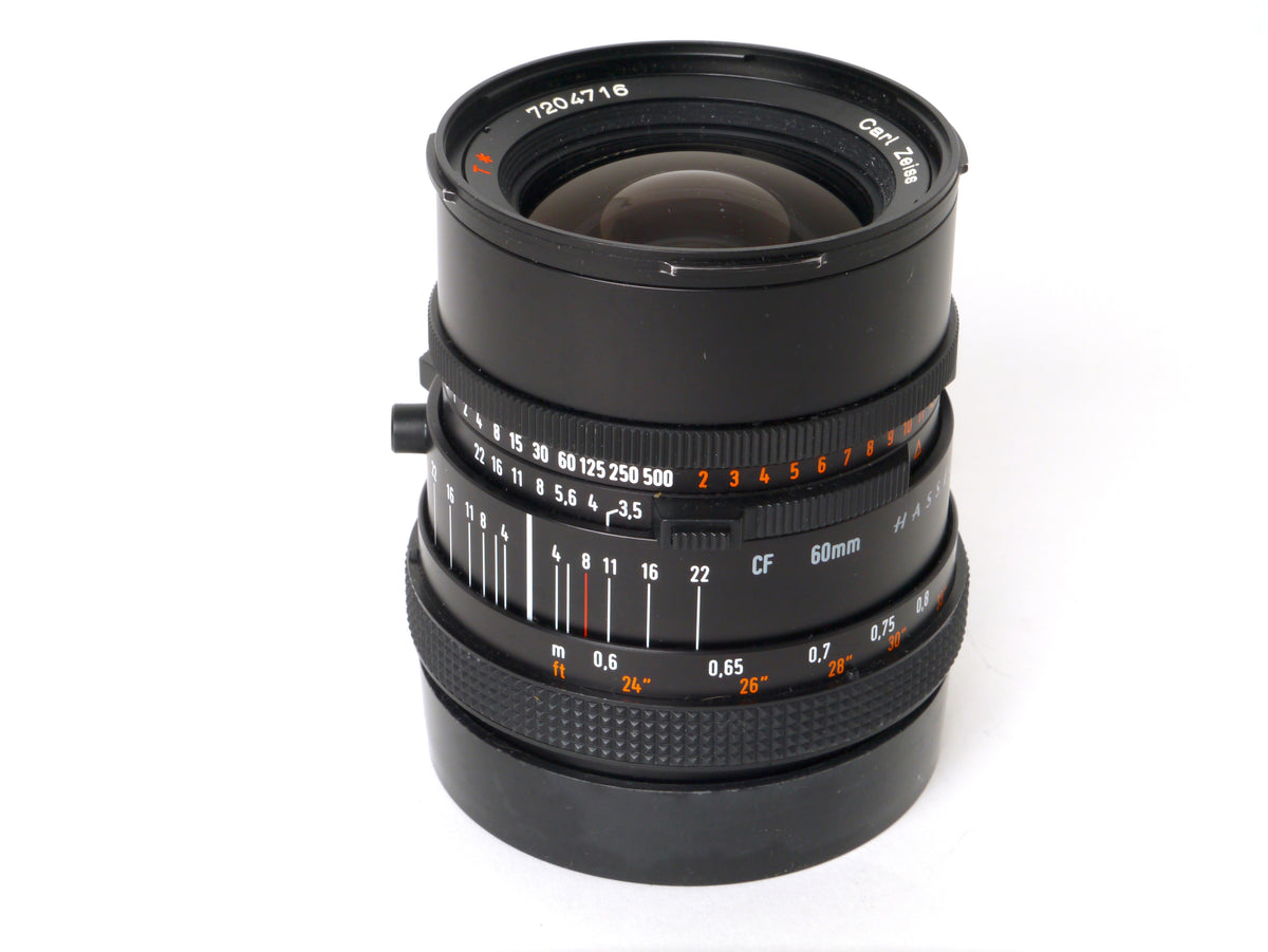 Hasselblad Carl Zeiss Distagon CF 3,5/60mm T* – Gut
