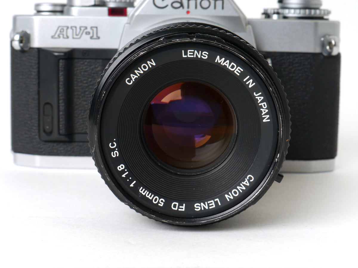 Canon AV-1 Gehäuse Chrom mit FD 1,8/50mm S.C. – Gut