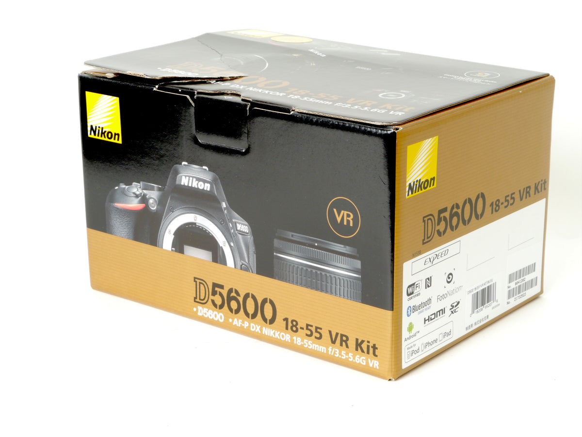 Nikon D5600 Gehäuse mit AF-P DX 3,5-5,6/18-55mm G VR – Neuwertig