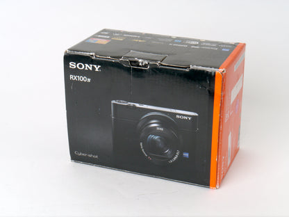 Sony Cyber-shot RX100 IV Kompaktkamera – Sehr gut