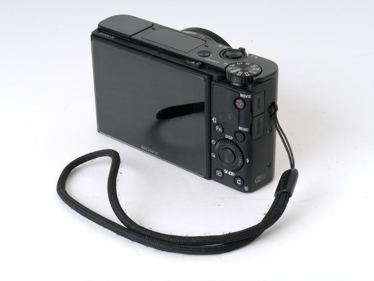Sony Cyber-shot RX100 IV Kompaktkamera – Sehr gut