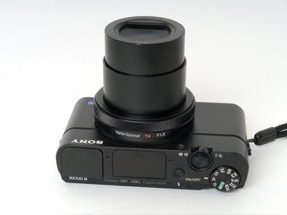 Sony Cyber-shot RX100 IV Kompaktkamera – Sehr gut