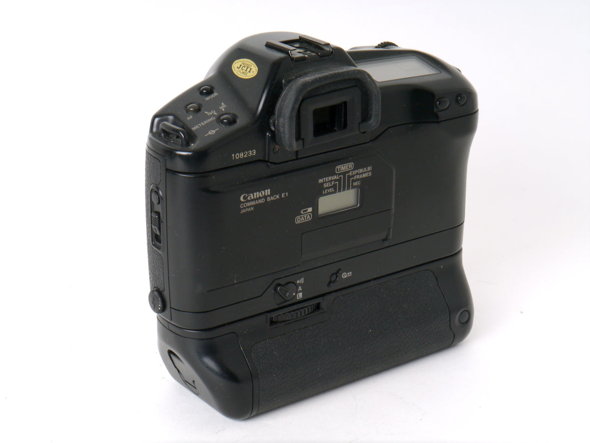 Canon EOS-1 Gehäuse mit Command Back E1 und Power Drive Booster E1 – Sehr gut