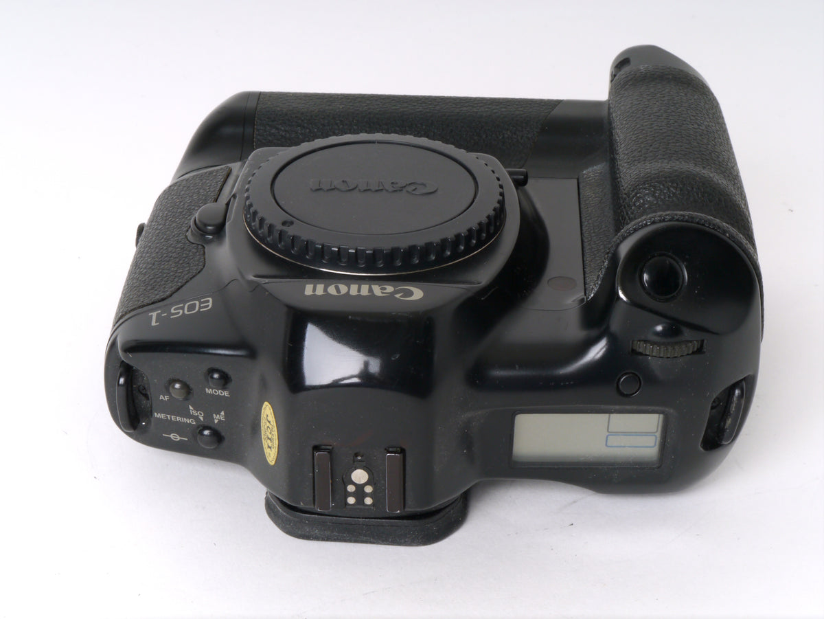 Canon EOS-1 Gehäuse mit Command Back E1 und Power Drive Booster E1 – Sehr gut