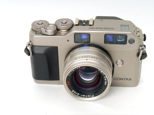 Contax G1 Gehäuse mit Planar 2/45mm Objektiv – Gut