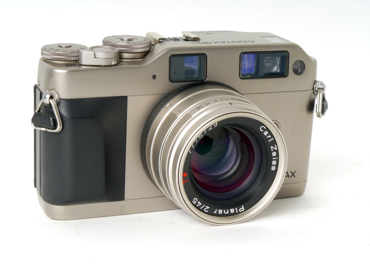 Contax G1 Gehäuse mit Planar 2/45mm Objektiv – Gut