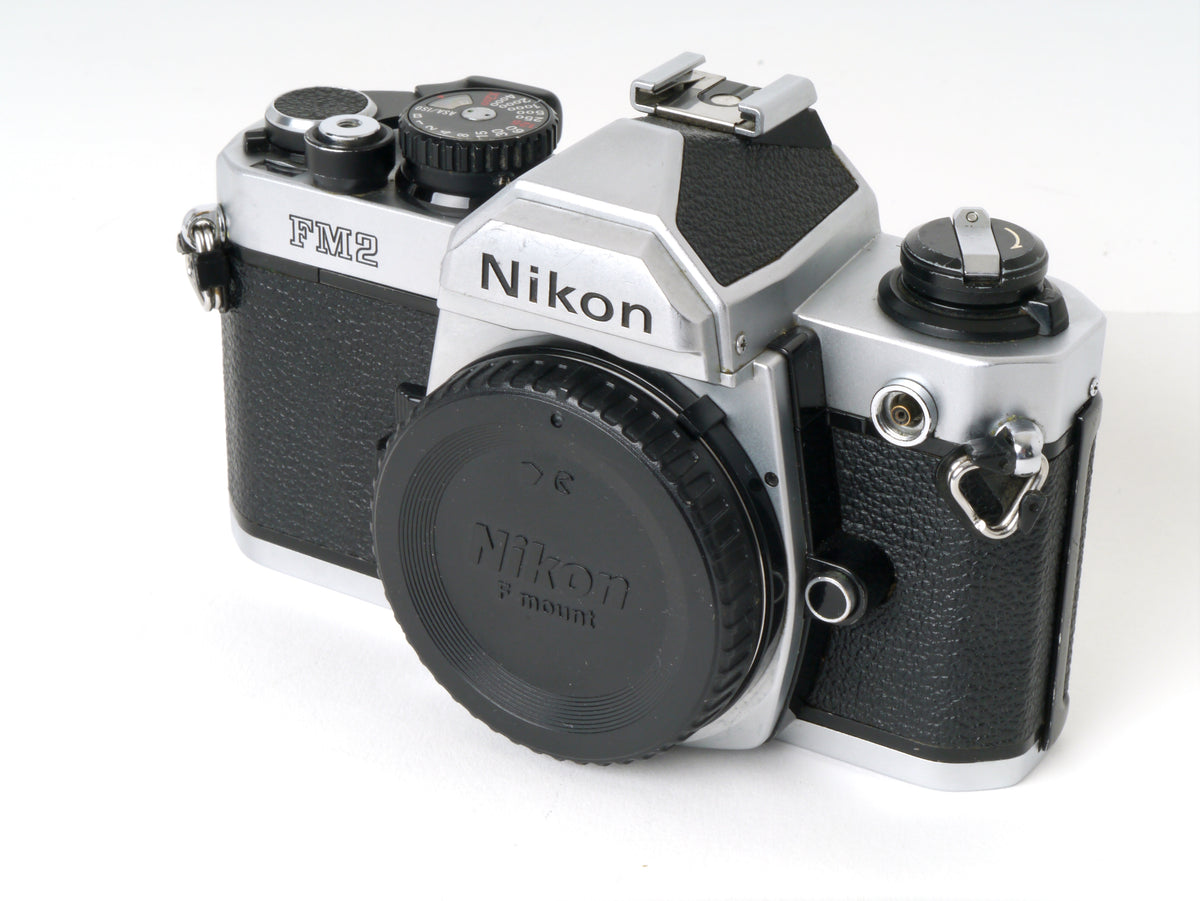 Nikon FM2 Gehäuse, silber – Gut