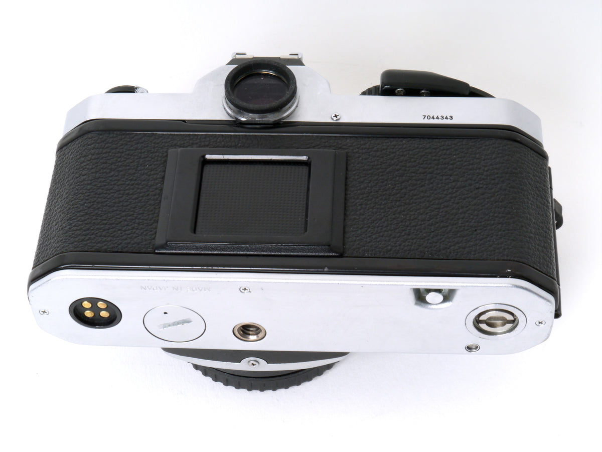 Nikon FM2 Gehäuse, silber – Gut
