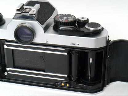 Nikon FM2 Gehäuse, silber – Gut