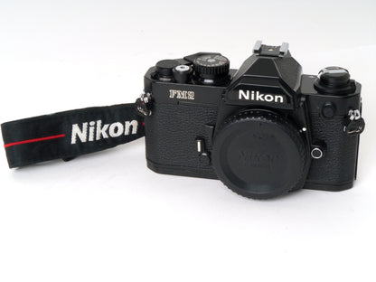 Nikon FM2n Gehäuse, Schwarz – Gut