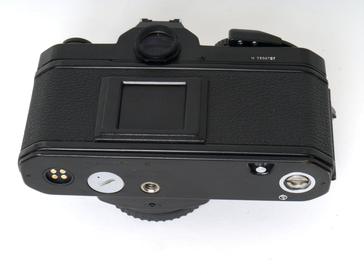 Nikon FM2n Gehäuse, Schwarz – Gut
