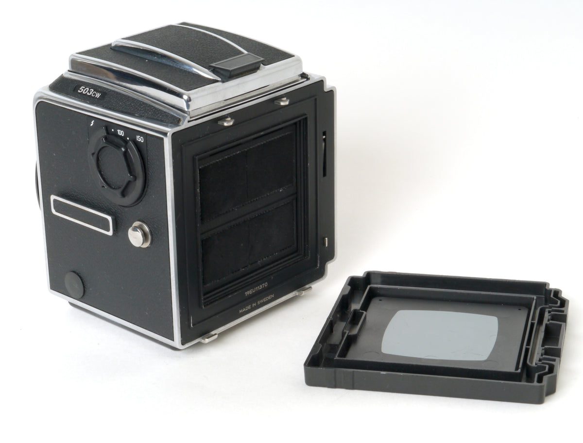 Hasselblad 503CW Gehäuse, Silber, mit Lichtschacht und A12 Magazin – Sehr gut