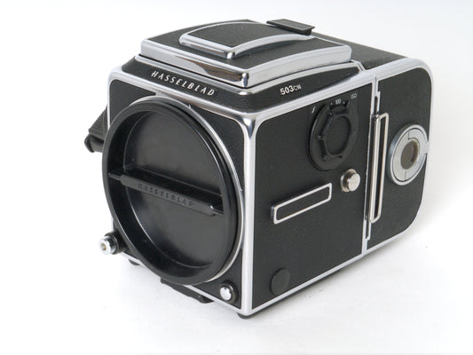 Hasselblad 503CW Gehäuse, Silber, mit Lichtschacht und A12 Magazin – Sehr gut