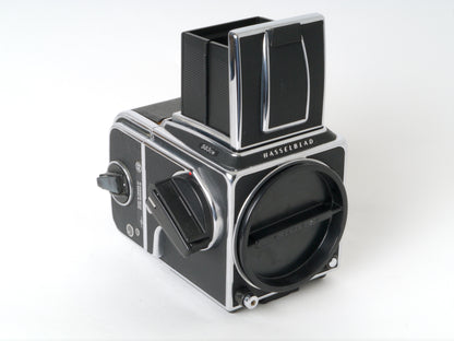 Hasselblad 503CW Gehäuse, Silber, mit Lichtschacht und A12 Magazin – Sehr gut