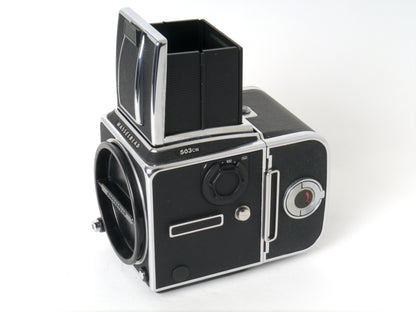 Hasselblad 503CW Gehäuse, Silber, mit Lichtschacht und A12 Magazin – Sehr gut