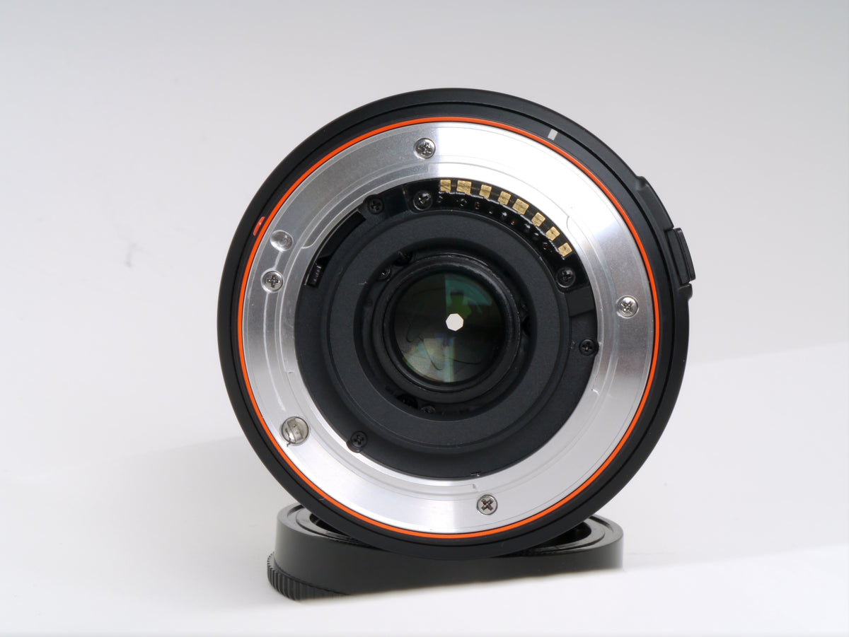 Sony DT 3,5-6,3/18-250mm Objektiv – Gut
