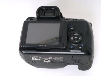 Sony Alpha SLT-A58 Gehäuse – Gut
