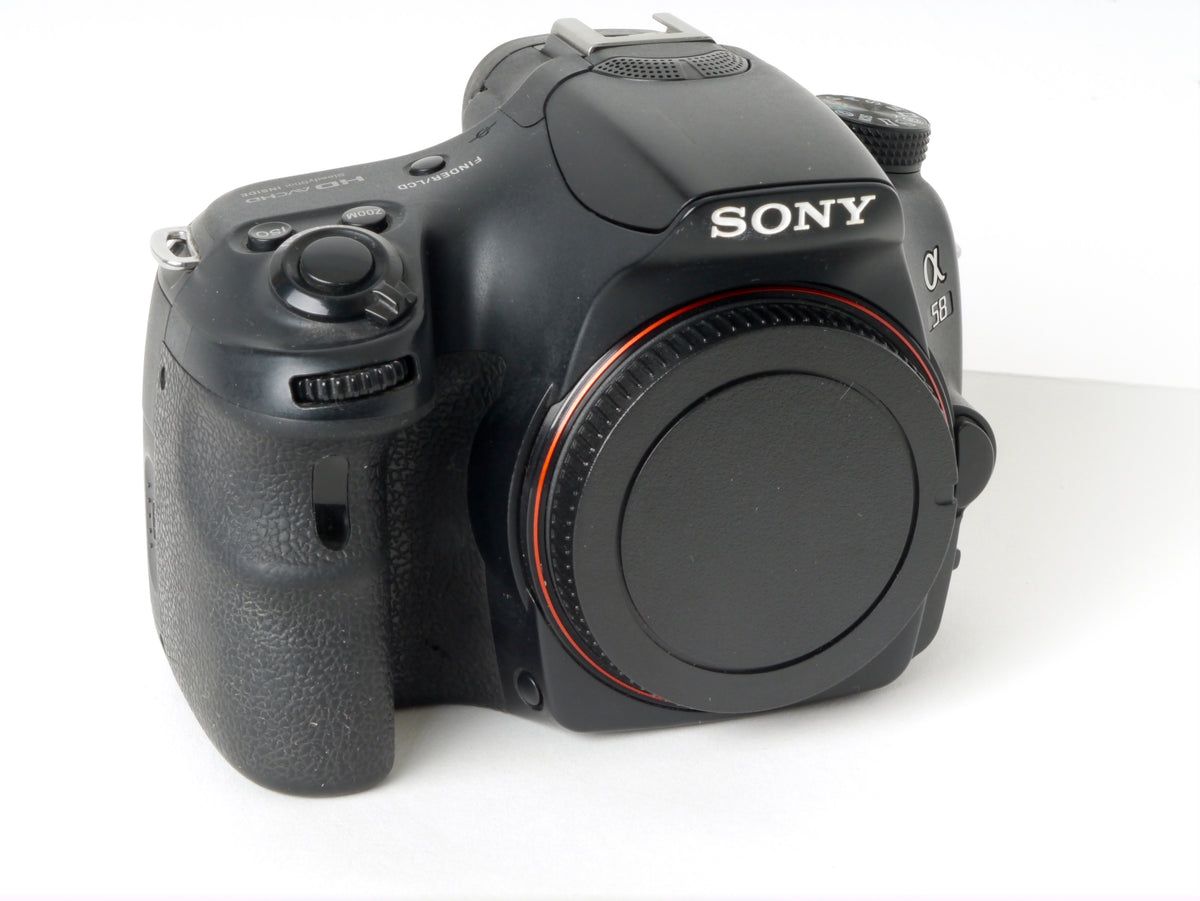 Sony Alpha SLT-A58 Gehäuse – Gut