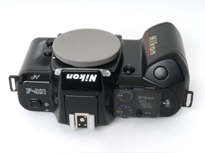 Nikon F-401 Gehäuse mit Sigma Flash 280 NA Blitzgerät – Sehr gut