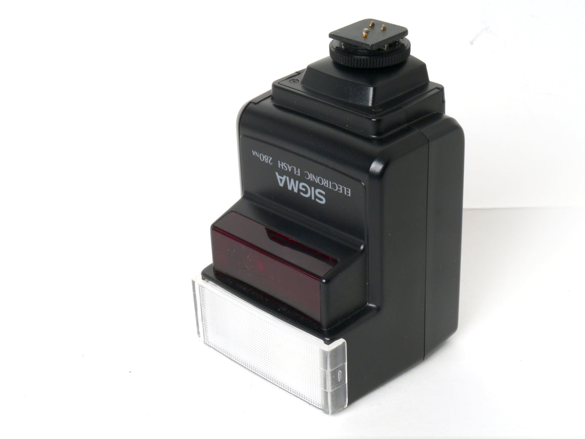 Nikon F-401 Gehäuse mit Sigma Flash 280 NA Blitzgerät – Sehr gut